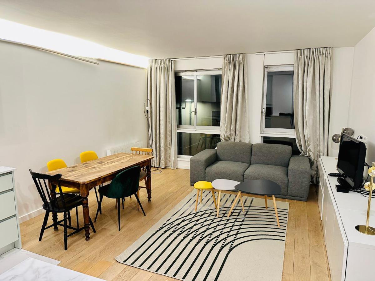 Home Sweet Home Doudeauville Chateau Paris Bagian luar foto